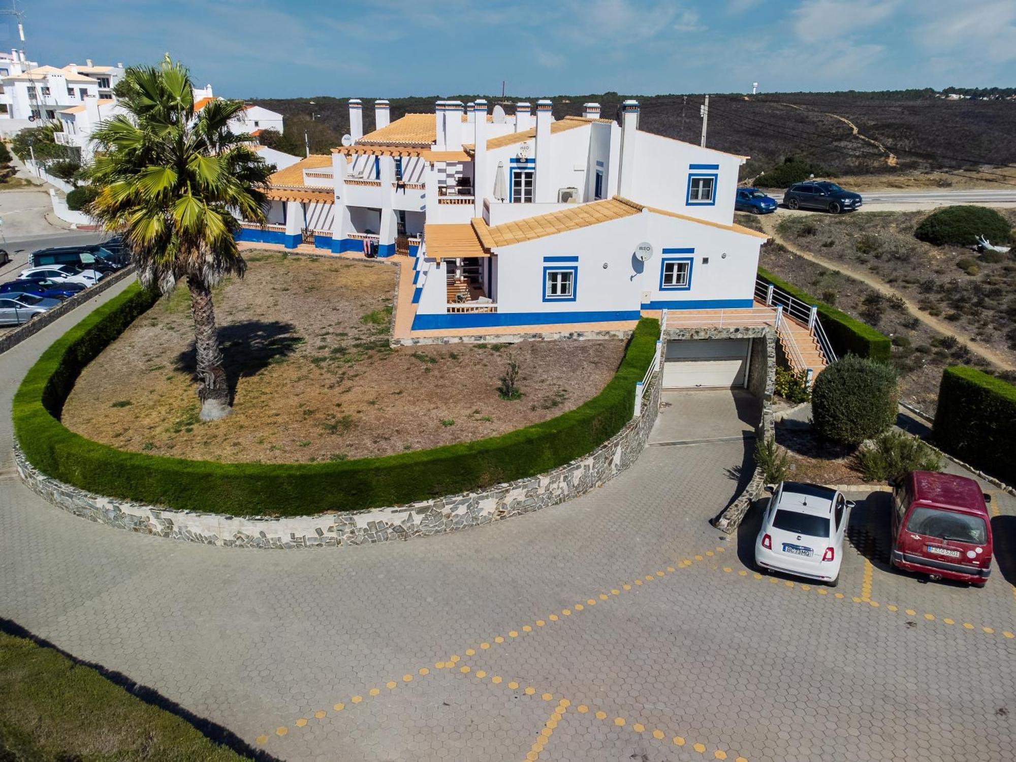 Sweet Home Arrifana // Beachhouse Praia da Arrifana Buitenkant foto